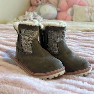 Dr Scholls Kids boots size 6